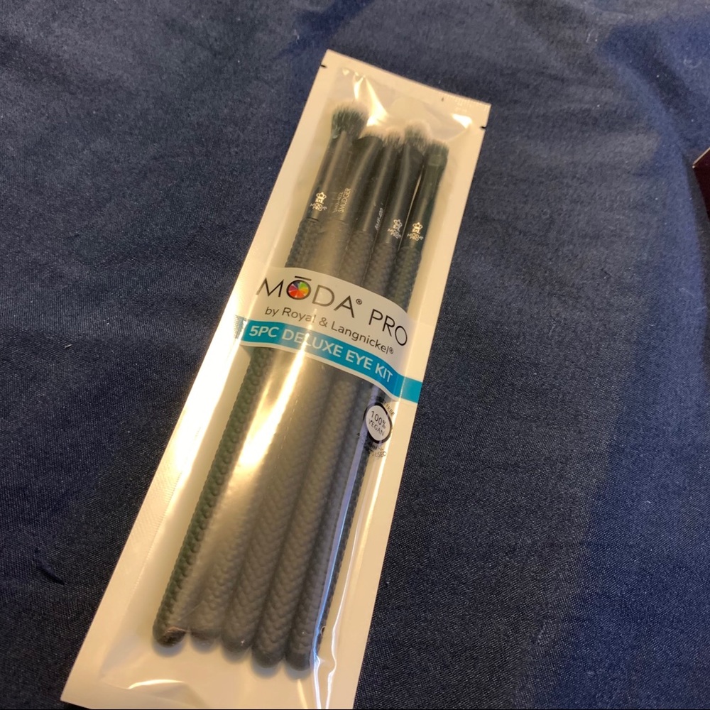Moda pro five piece eyeshadow brushes